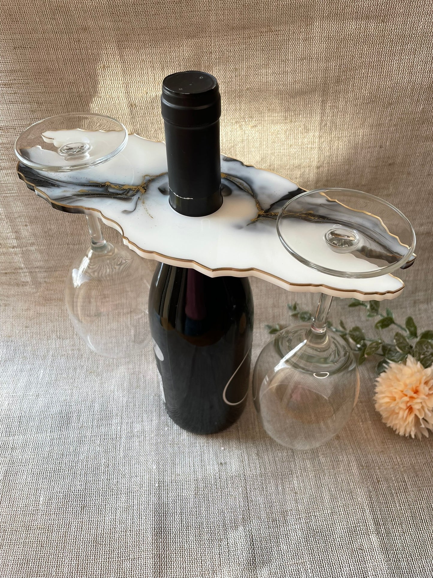 Wine Butler Epoxidharz | Handgefertigt | Weinglashalter | Hochzeitsgeschenk