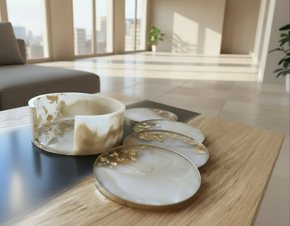 4er Set Untersetzer Set aus Epoxidharz in Beige - Goldumrandung komplett