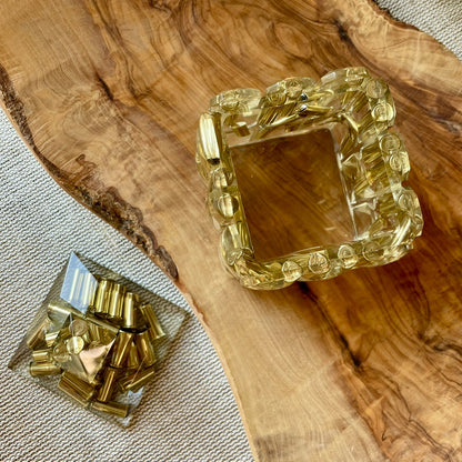 Goldene Epoxidharz Schmuckdose mit Deckel rechteckig und quadratisch - Kristall design - geöffnet von oben 