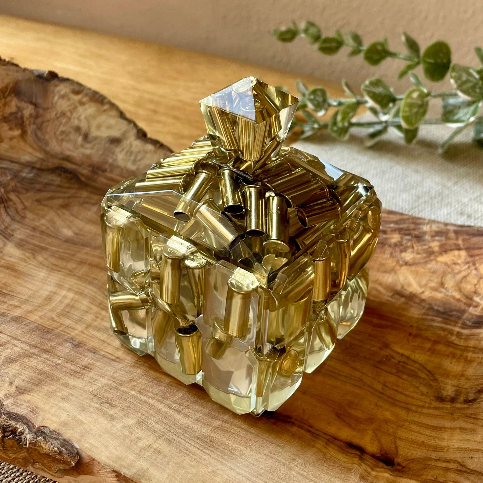 Goldene Epoxidharz Schmuckdose mit Deckel rechteckig und quadratisch - Kristall design 