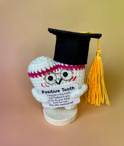 Gehäkelte Zahn-Figur | Abschlussgeschenk Zahnmedizin | Personalisierbar