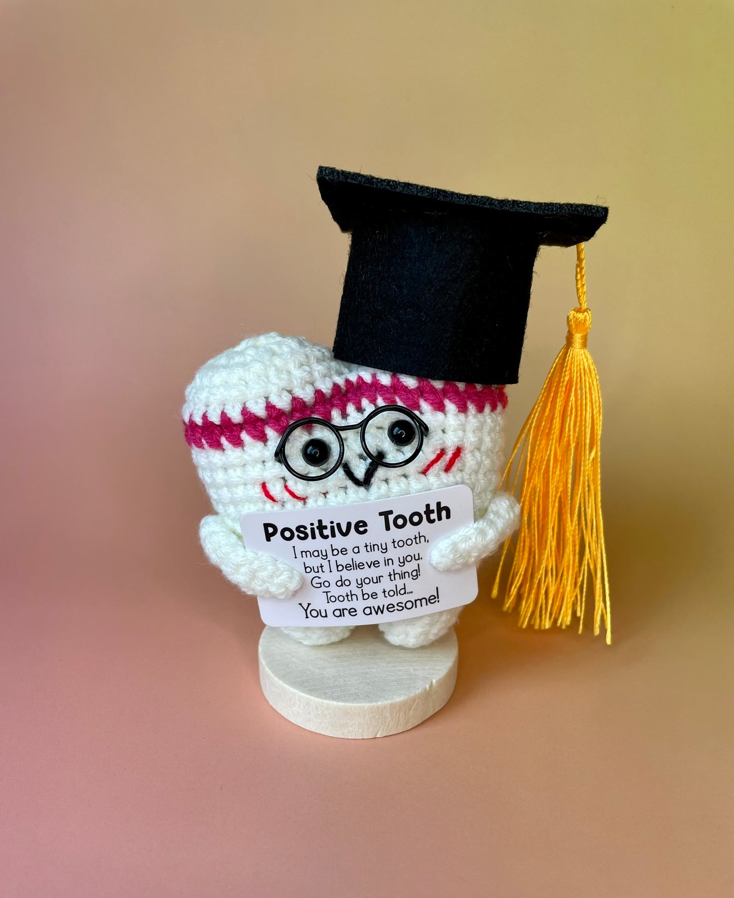 Gehäkelte Zahn-Figur | Abschlussgeschenk Zahnmedizin | Personalisierbar
