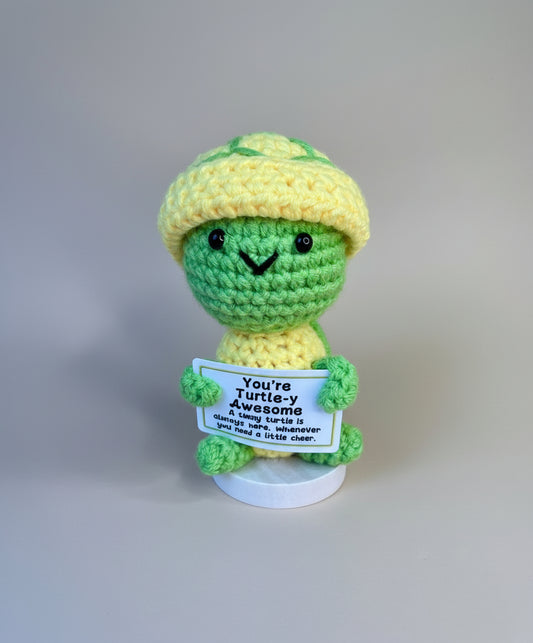 Premium positive Schildkröte - gehäkelte Figur mit motivierender Botschaft