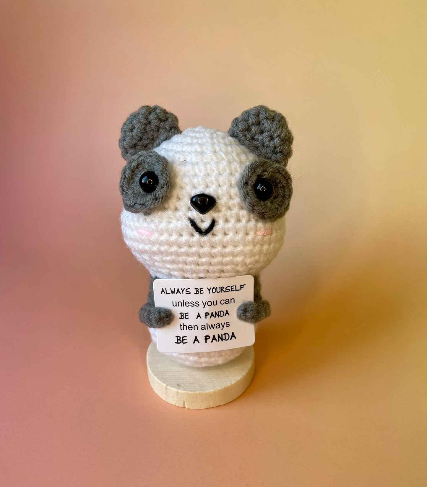 Gehäkelter Panda | Motivationsgeschenk | Süße Amigurumi Figur