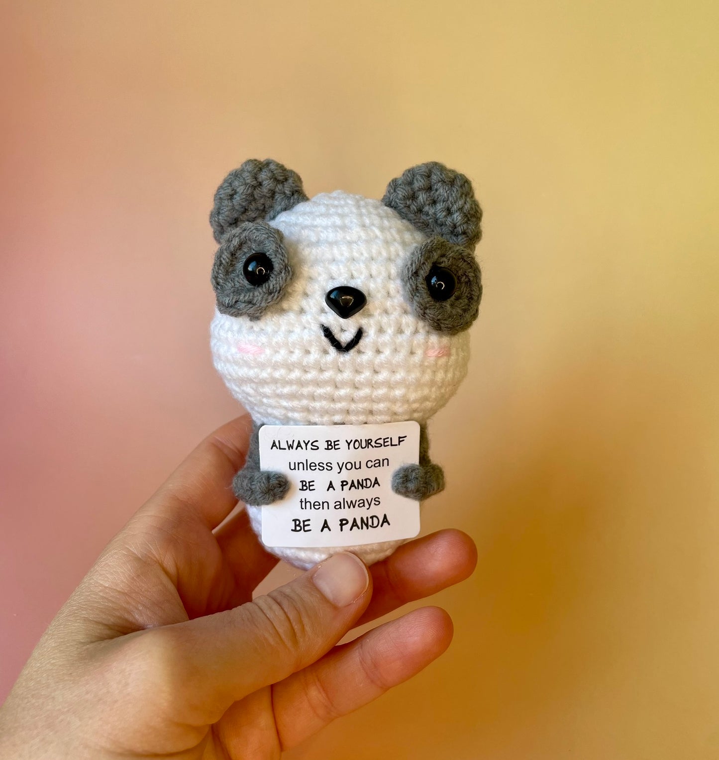 Gehäkelter Panda | Motivationsgeschenk | Süße Amigurumi Figur