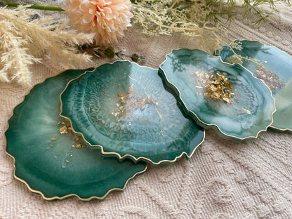 4er Set Epoxidharz Untersetzer in Grün-Gold - Design: Gold Akzent (obere Kante) 