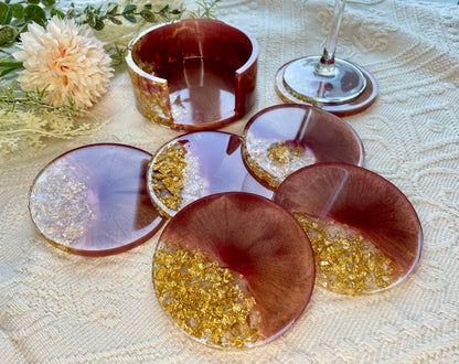 Detailansicht Resin Untersetzer Kupferrose Gold - 6 runde Untersetzer mit schimmernden Goldflocken und elegantem Halter

