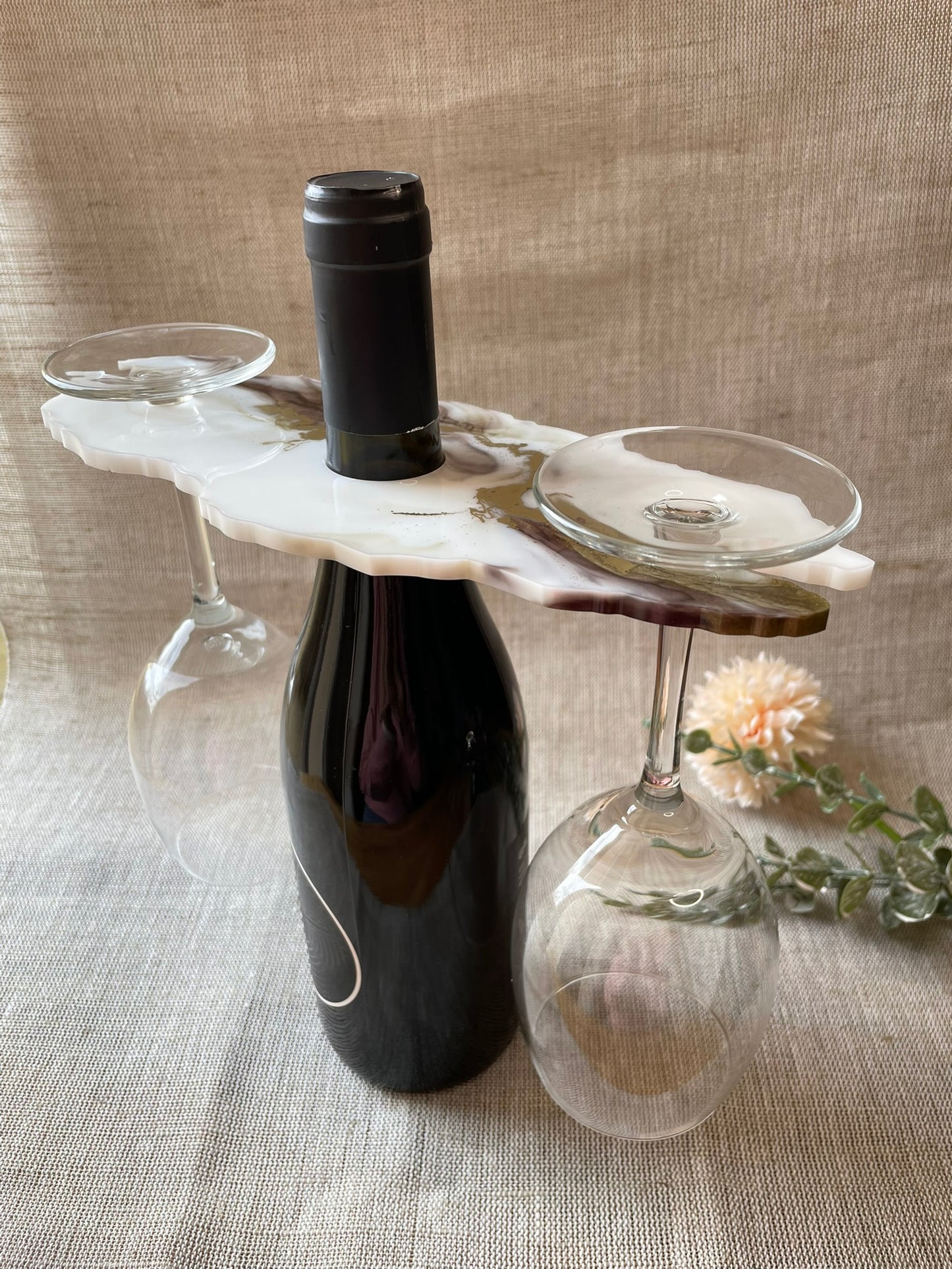 Wine Butler Epoxidharz | Handgefertigt | Weinglashalter | Hochzeitsgeschenk