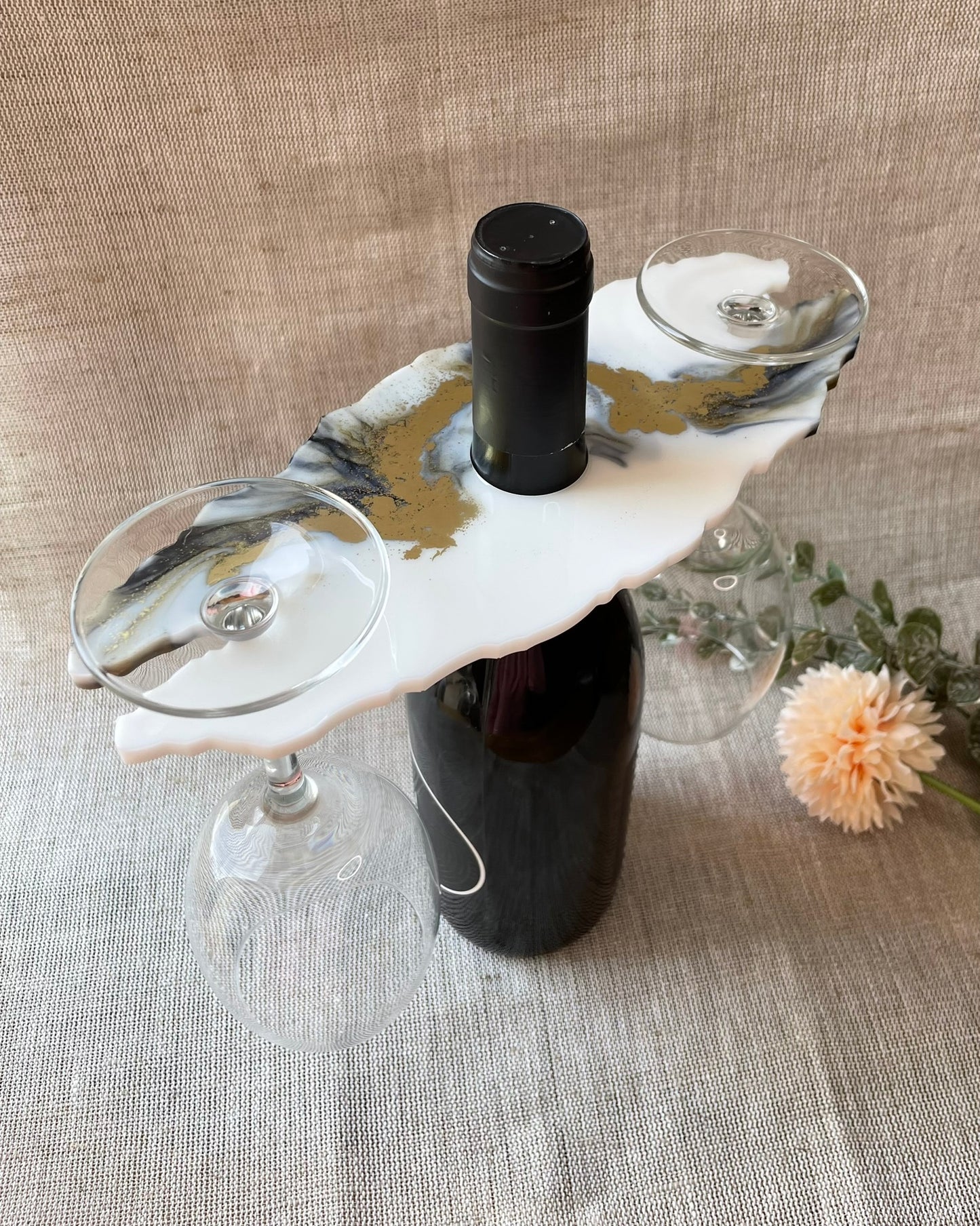Wine Butler Epoxidharz | Handgefertigt | Weinglashalter | Hochzeitsgeschenk