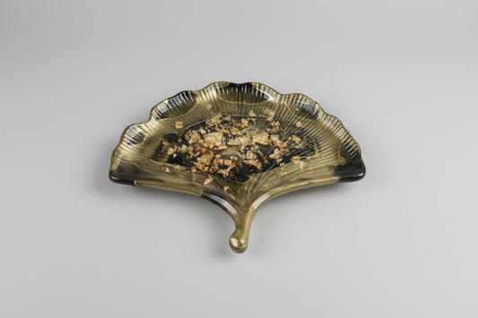 Ginkgo Ringschale aus Epoxidharz 17x14,5 cm - handgefertigte Schmuckablage
