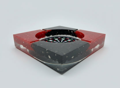 XXL-Darts Aschenbecher aus Epoxidharz und Spiegelgranulat - Rot-Schwarz 