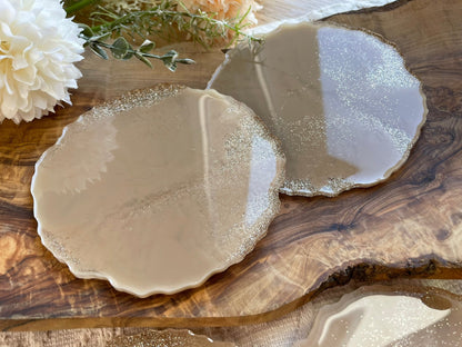 Glitzer Untersetzer aus Epoxidharz 2er Set in Beige Farbe